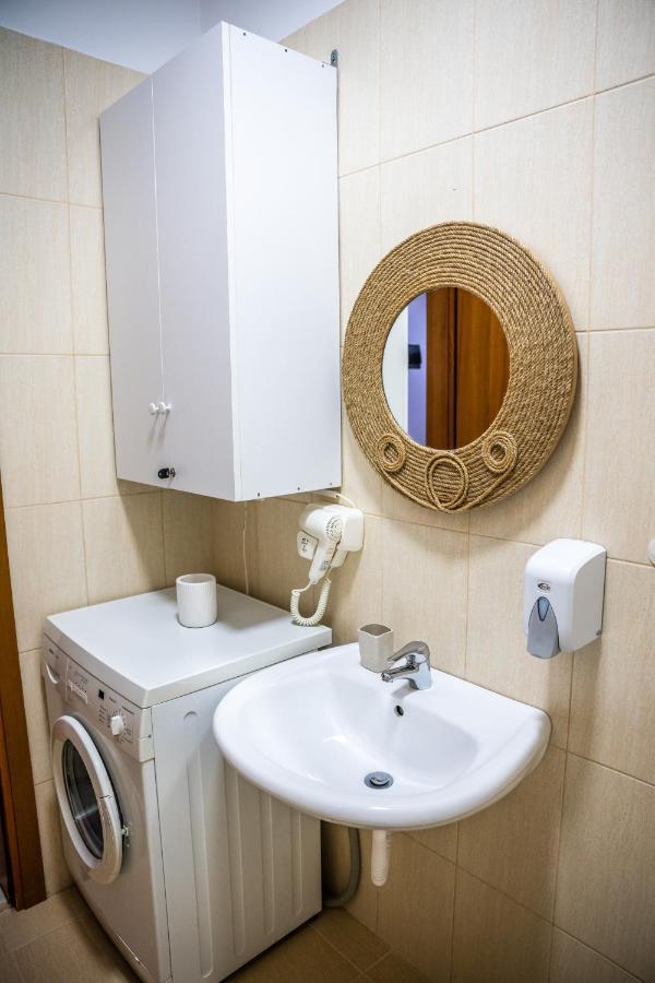 Vibe Studio Apartment Тирана Экстерьер фото