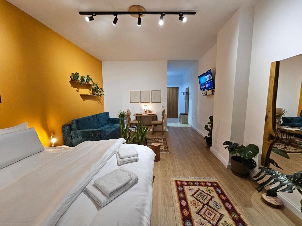 Vibe Studio Apartment Тирана Экстерьер фото