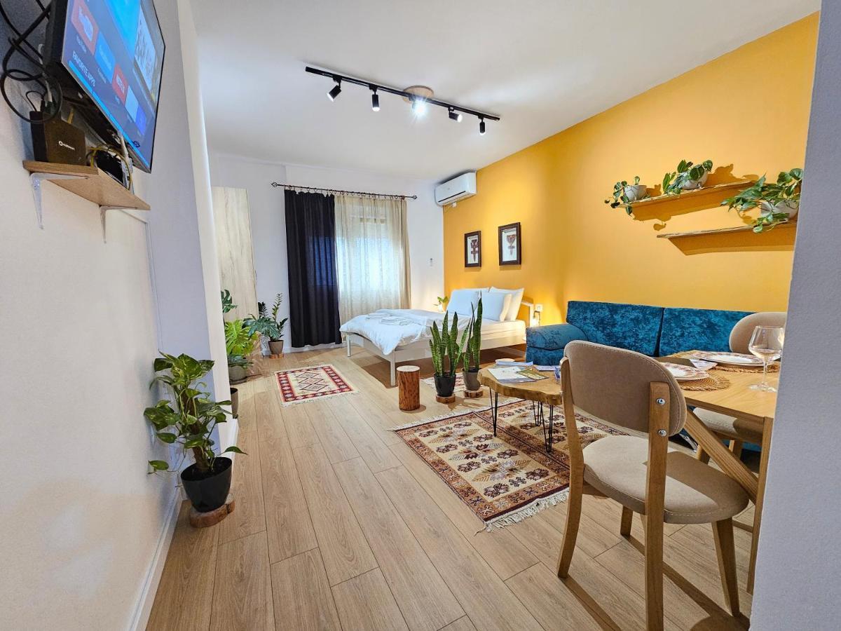 Vibe Studio Apartment Тирана Экстерьер фото