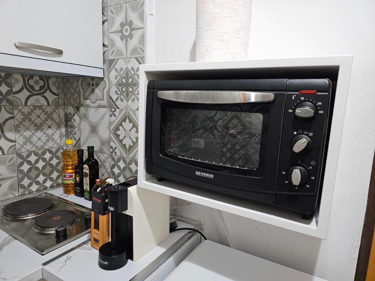 Vibe Studio Apartment Тирана Экстерьер фото